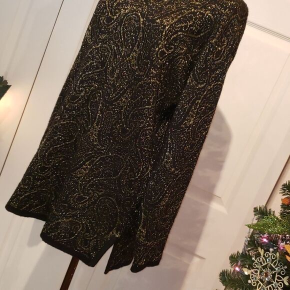 LizWear Black n Gold Metallic Sweater - Picture 4 of 5